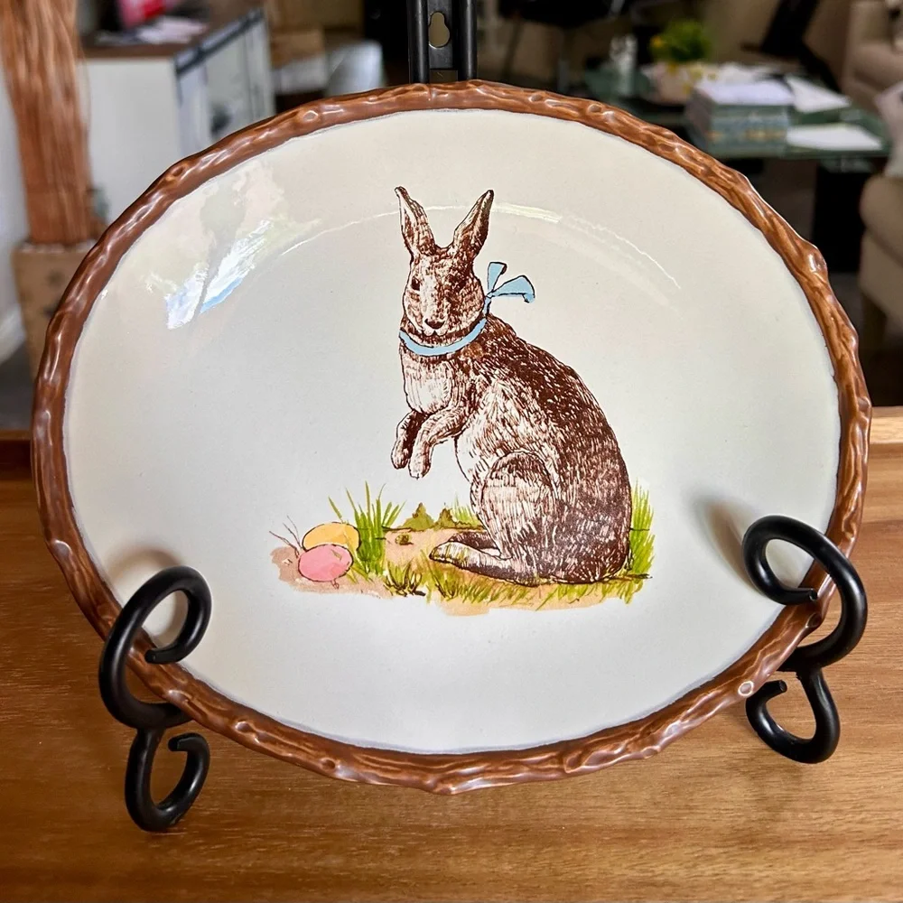 4 Williams Sonoma Meadow Bunny Salad Plates Brand New in Box